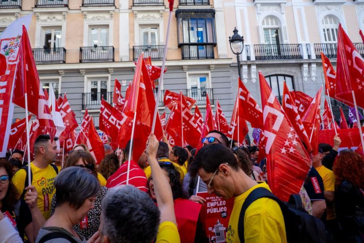 Concentracin del rea Pblica de CCOO para exiger al Gobierno una subida salarial para las empleadas y empleados pblicos