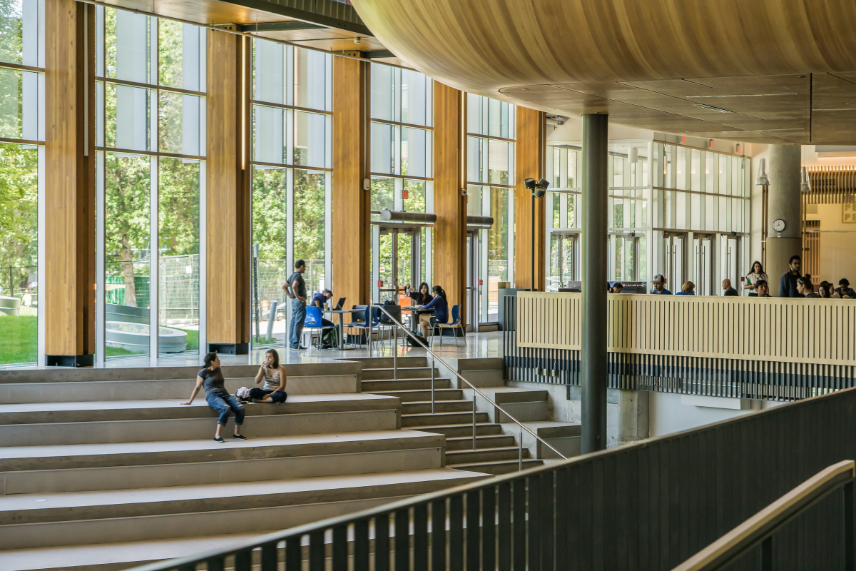 La universidad pblica de calidad es un bien de toda la sociedad y constituye una de las principales formas de contribucin al progreso social